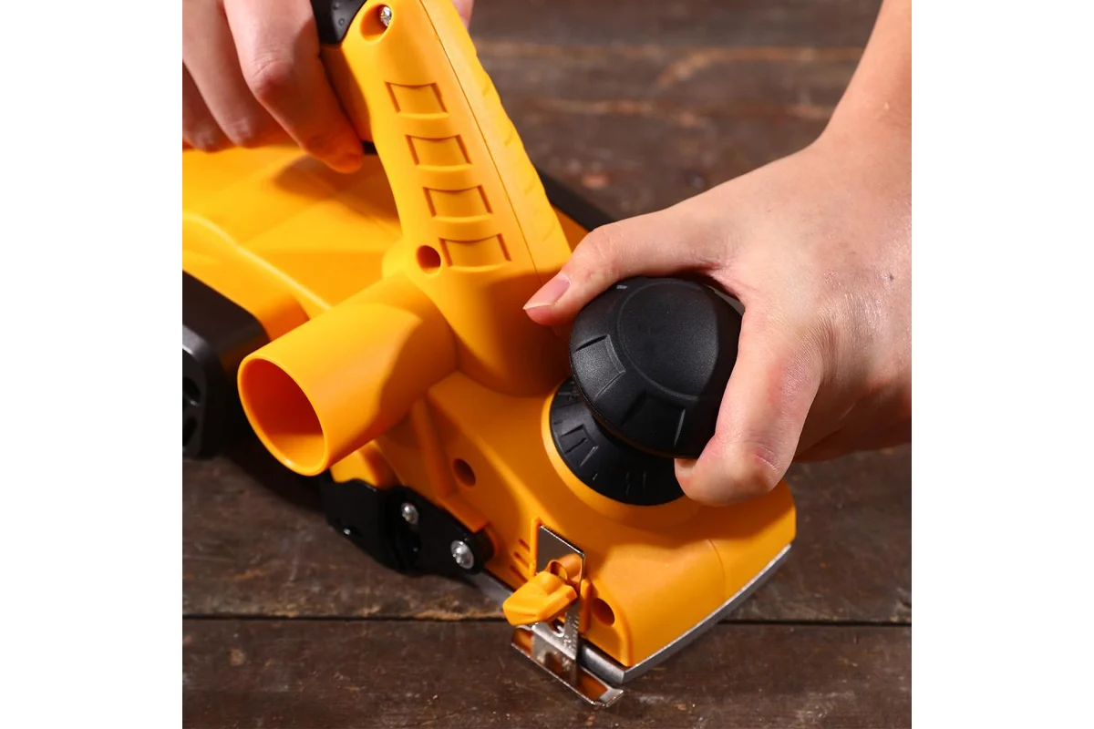 Рубанок DEKO DKEP1100W SET1, 1100Вт, 82 мм