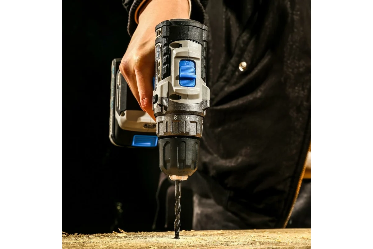 Дрель-шуруповерт аккумуляторная бесщеточная DEKO Sharker 20V, 20В, 1*3.0Ач
