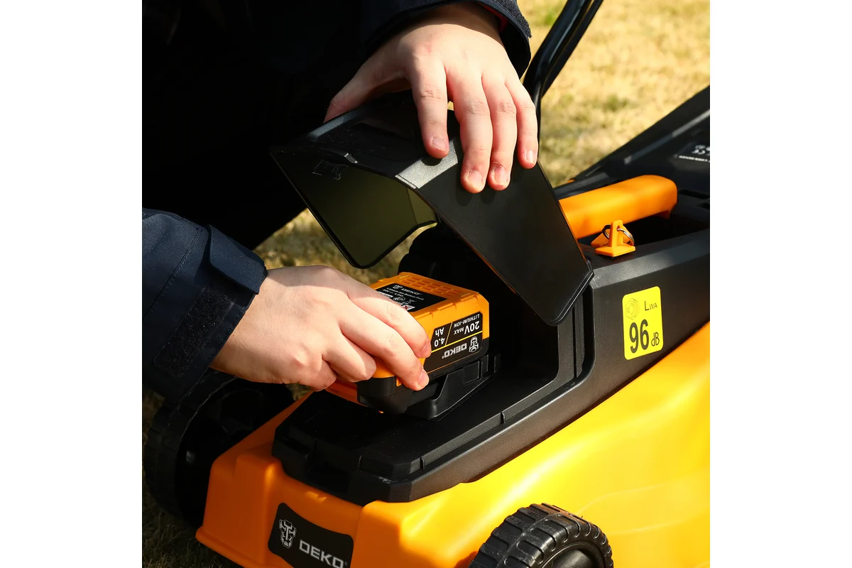 Газонокосилка аккумуляторная DEKO DKLM20V, 20В, 1x4.0Aч, з/у, 320мм